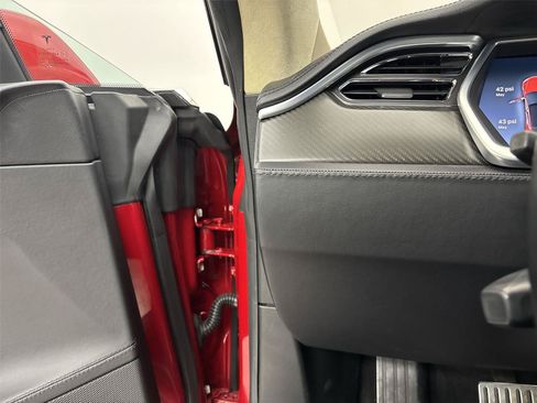 Used 2013 Tesla Model S Performance RWD image 20