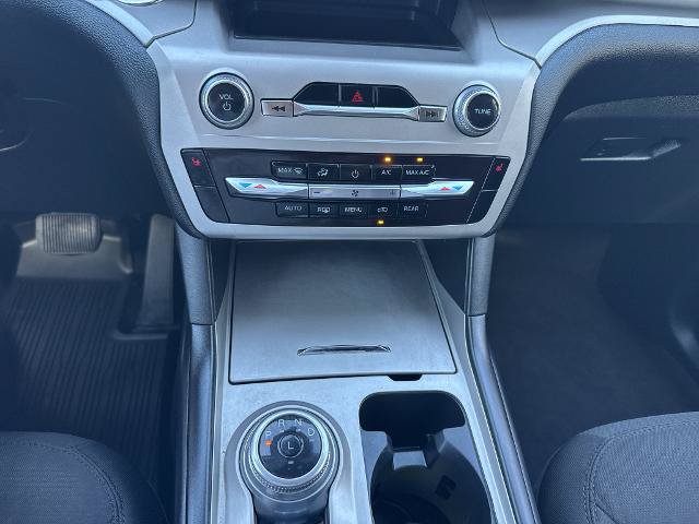 Certified 2022 Ford Explorer XLT RWD image 15