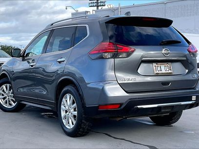 Used 2017 Nissan Rogue SV