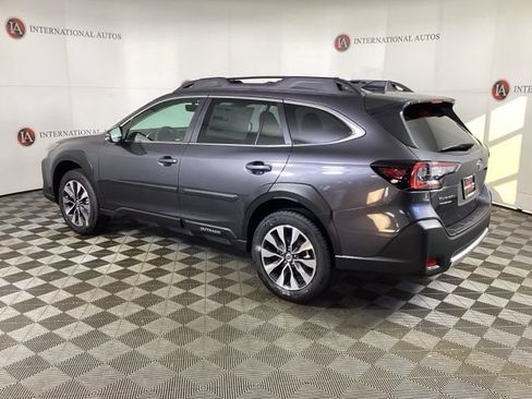 Used 2025 Subaru Outback Limited AWD/4WD image 6
