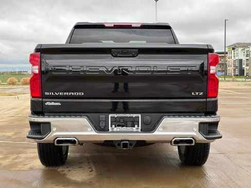 Used 2024 Chevrolet Silverado 1500 LTZ image 6
