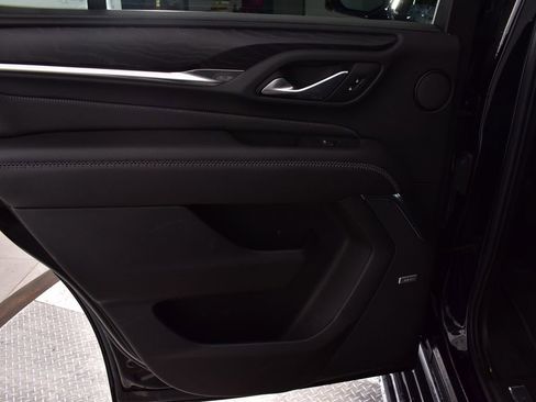 Used 2022 GMC Yukon Denali w/ Denali Ultimate Package image 30