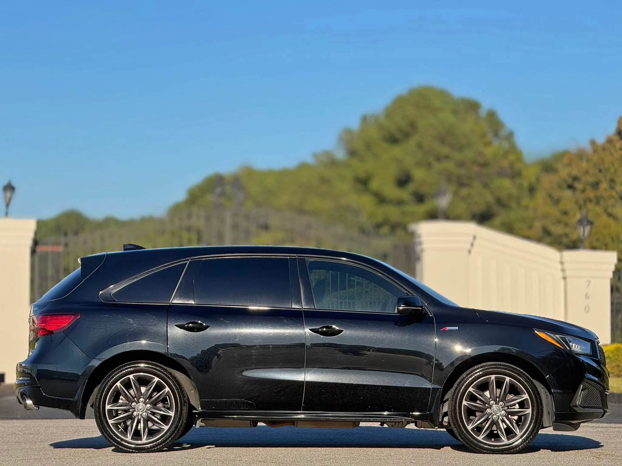 Used 2019 Acura MDX A-Spec AWD/4WD image 6