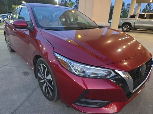 Used 2022 Nissan Sentra SV w/ SV Premium Package image 9