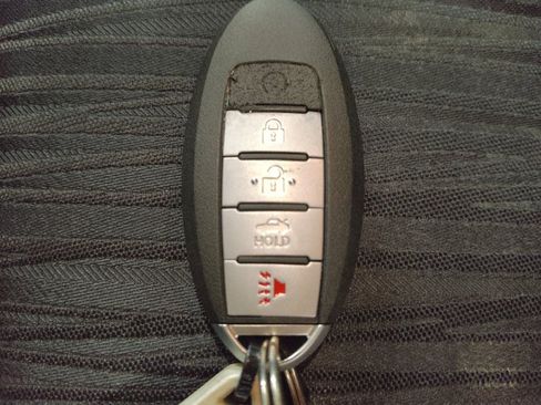 Used 2019 Nissan Sentra SV FWD image 32