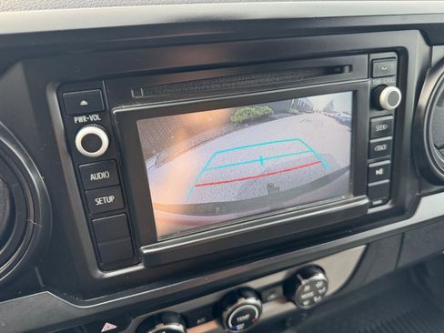 Used 2019 Toyota Tacoma SR w/ SX Package AWD/4WD image 16