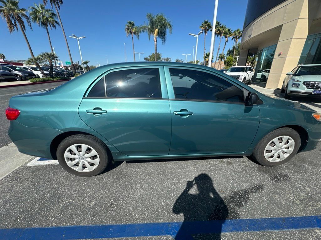 Used 2009 Toyota Corolla w/ All Weather Guard Pkg FWD image 2