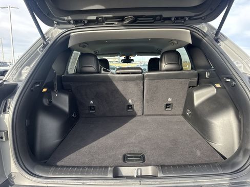 Used 2019 Jeep Cherokee Trailhawk w/ Cold Weather Group image 22