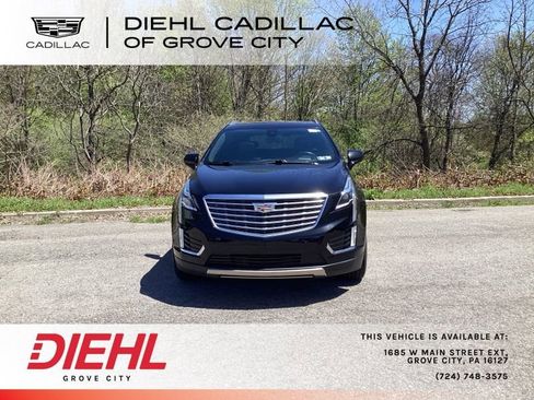 Used 2019 Cadillac XT5 Platinum AWD/4WD image 2