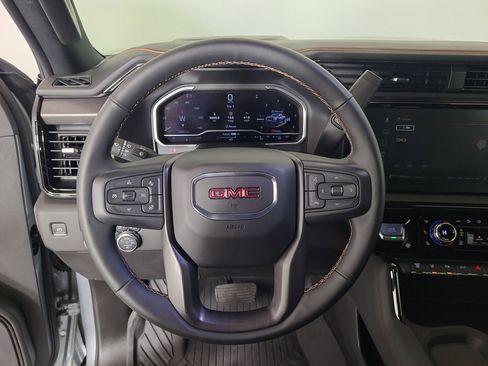 Used 2024 GMC Sierra 3500 AT4 w/ AT4 Premium Plus Package image 13