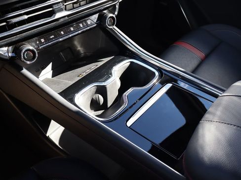 Used 2024 Chevrolet Traverse RS w/ LPO, Floor Liner Package image 28