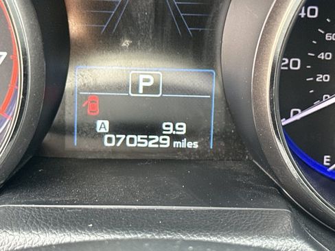 Used 2018 Subaru Outback 2.5i Premium AWD/4WD image 32