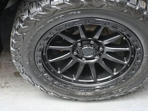Used 2022 RAM 1500 Laramie AWD/4WD image 29