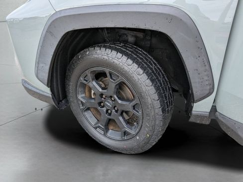 Used 2021 Toyota RAV4 TRD Off-Road w/ TRD Off-Road Weather Package AWD/4WD image 36
