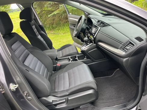 Used 2018 Honda CR-V LX image 5