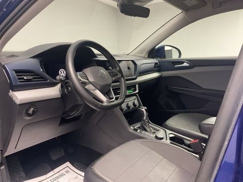 Used 2022 Volkswagen Taos SE AWD/4WD image 13