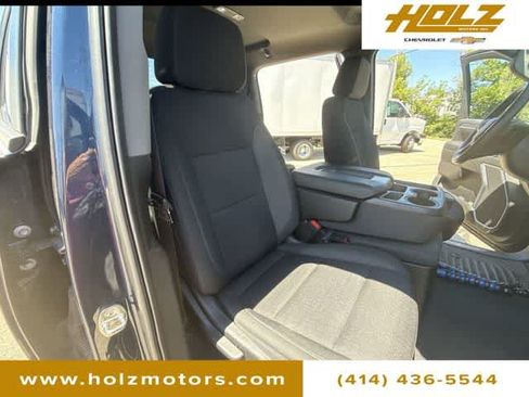 Certified 2022 Chevrolet Silverado 1500 RST AWD/4WD image 26