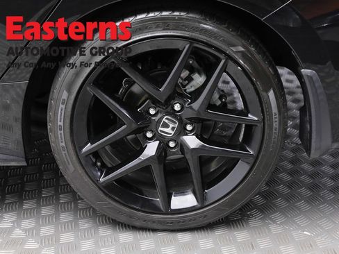 Used 2022 Honda Civic Sport image 8