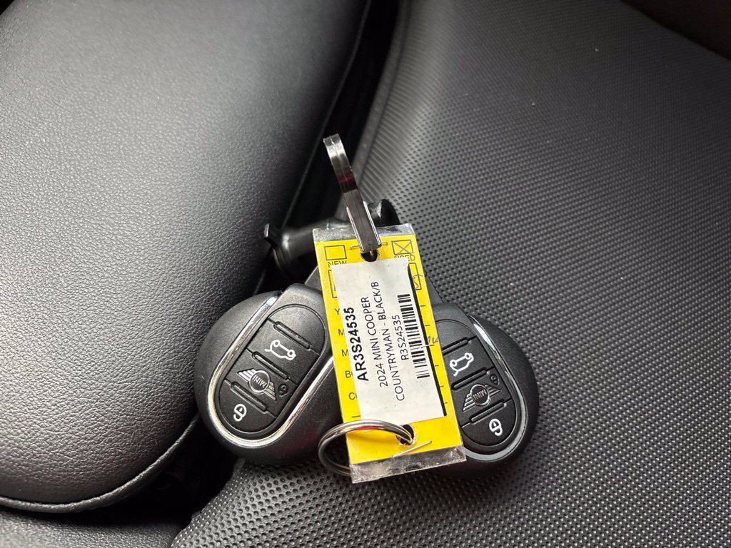 Used 2024 MINI Cooper Countryman S FWD image 35
