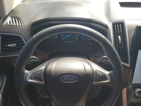 Certified 2022 Ford Edge SEL w/ Convenience Package image 23