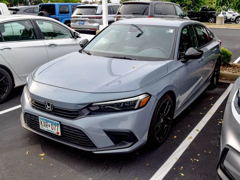 Used 2024 Honda Civic Sport image 13