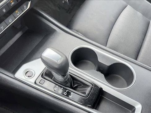 Used 2022 Nissan Altima 2.5 SV image 16