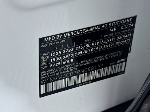 Used 2024 Mercedes-Benz EQB 250+ EQB 250+ w/ Winter Package image 38