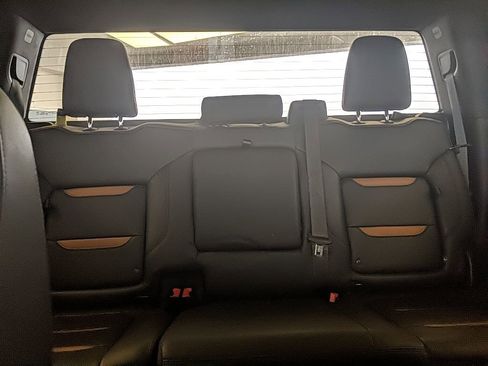 Used 2021 GMC Sierra 1500 AT4 image 29