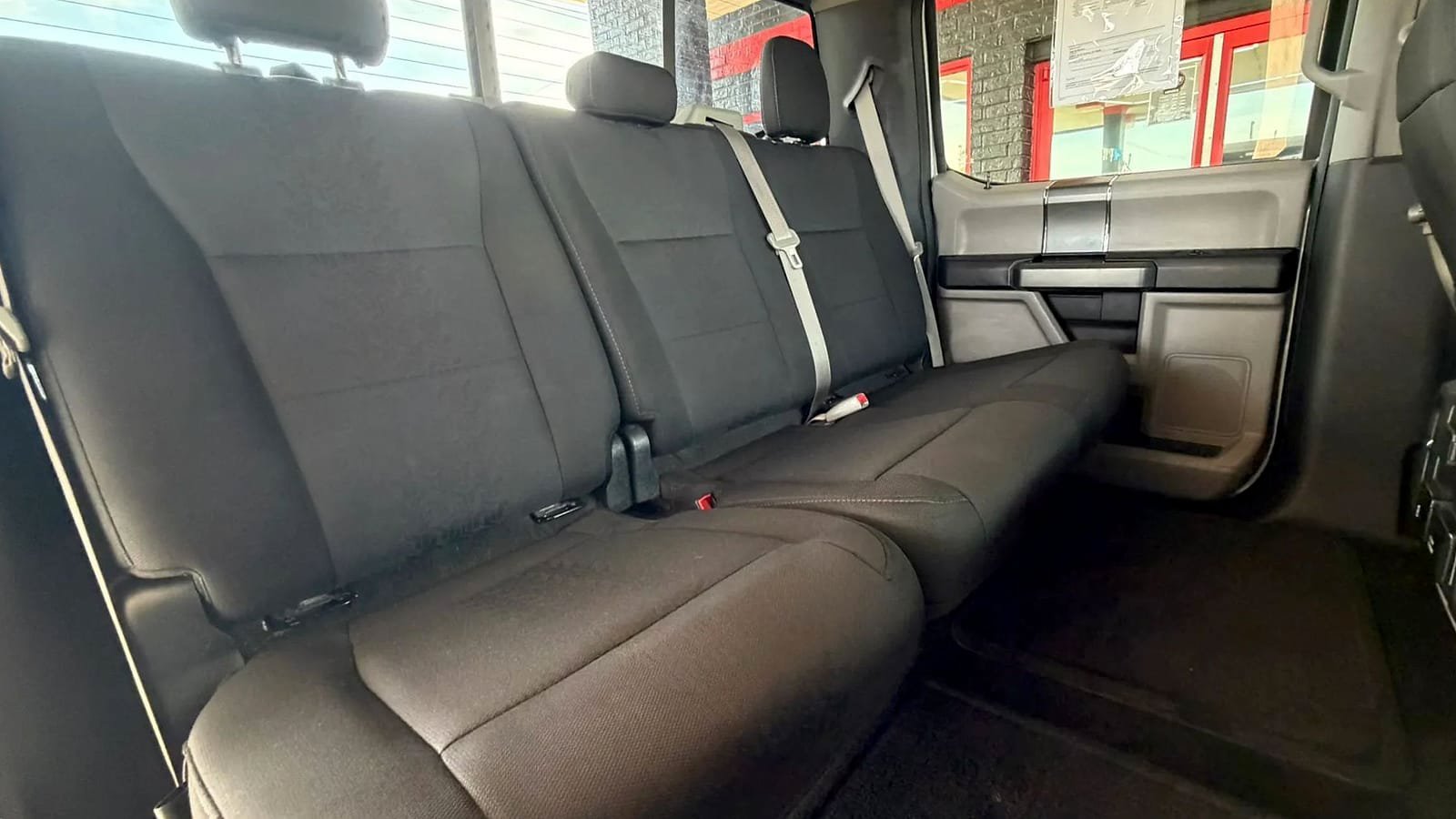Used 2017 Ford F150 XLT w/ Equipment Group 302A Luxury RWD image 32