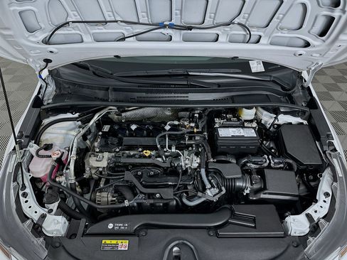 Used 2024 Toyota Corolla LE image 30