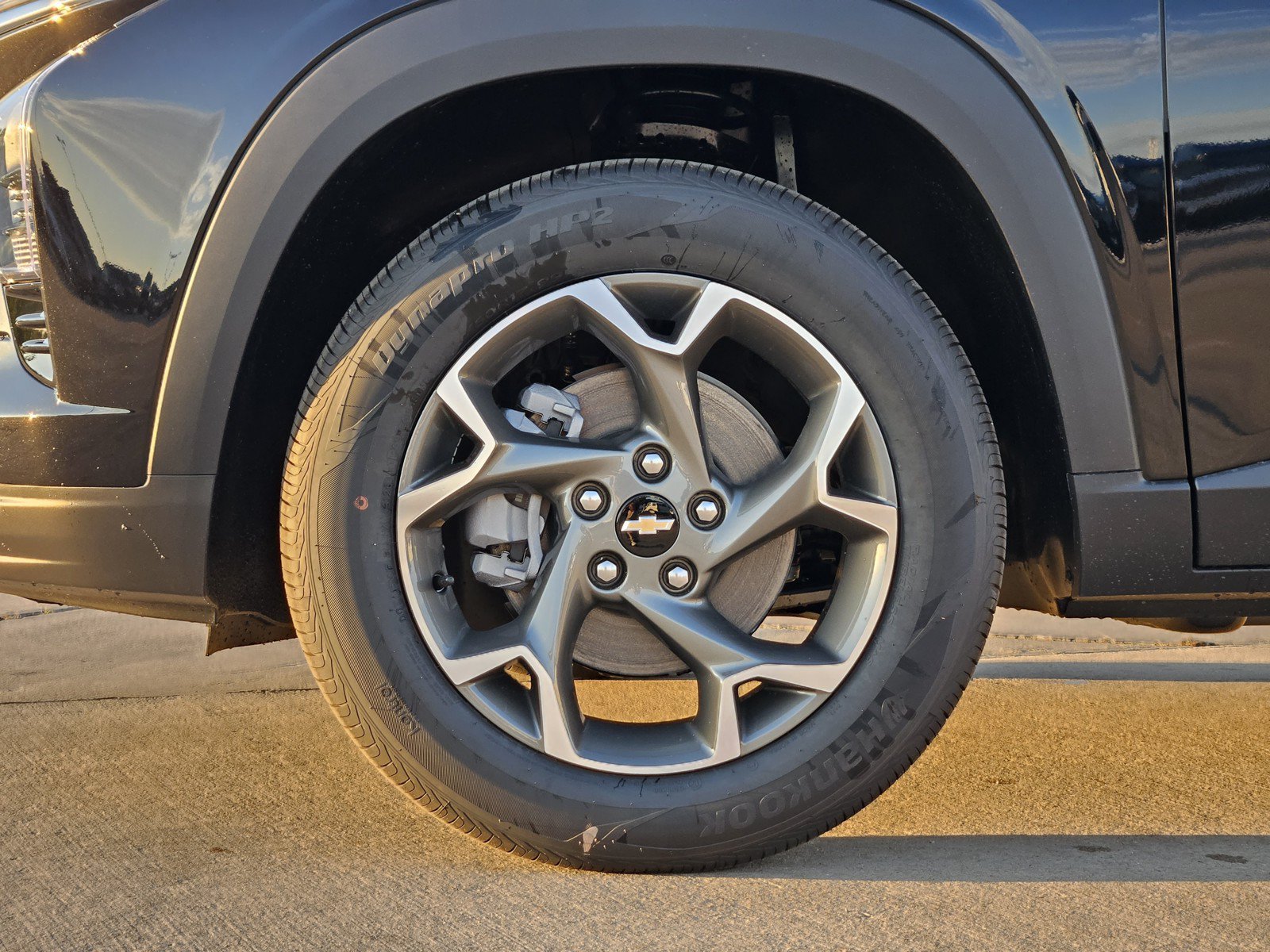 New 2026 Chevrolet Trax LT w/ Driver Confidence Package FWD image 7