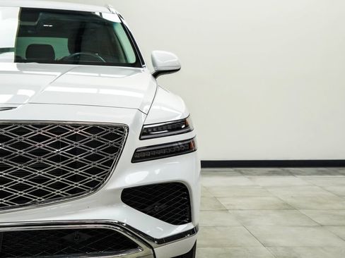 Used 2025 Genesis GV80 2.5T Standard AWD/4WD image 4