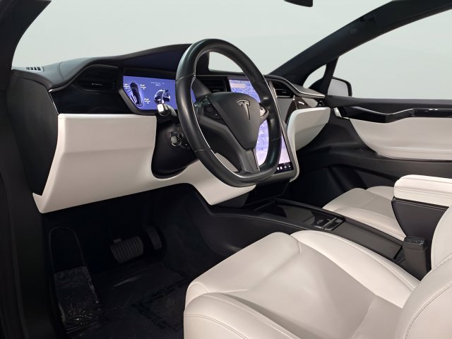 Used 2018 Tesla Model X 75D AWD/4WD image 27