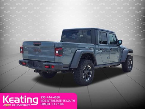 Used 2026 Jeep Gladiator Rubicon AWD/4WD image 8