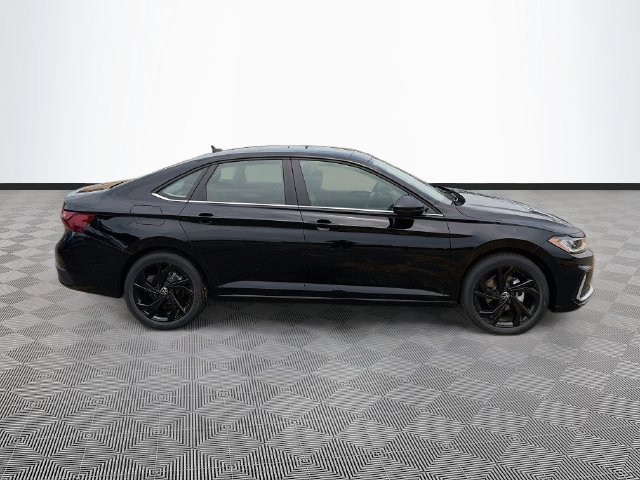 New 2026 Volkswagen Jetta SE FWD image 8