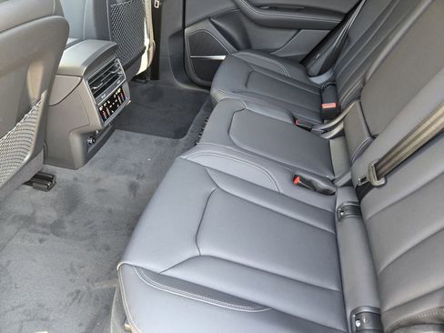 New 2026 Audi Q8 Premium Plus image 33