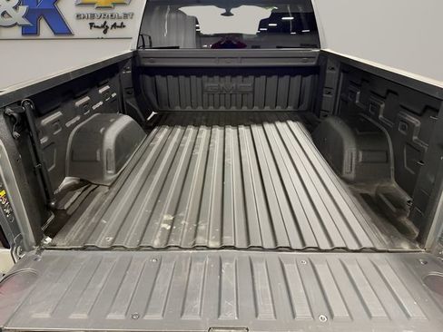 Used 2022 GMC Sierra 1500 Elevation w/ LPO, Elevation Black Package image 36