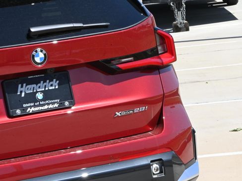 New 2026 BMW X1 xDrive28i image 7