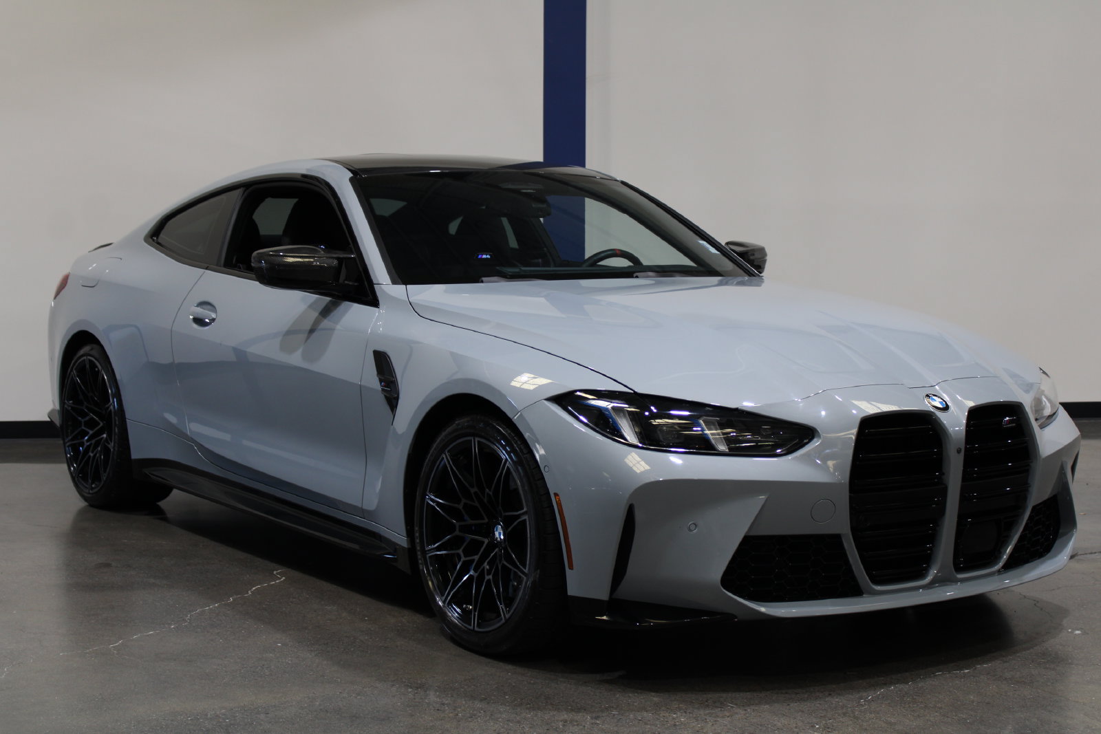 Used 2025 BMW M4 Competition RWD image 4