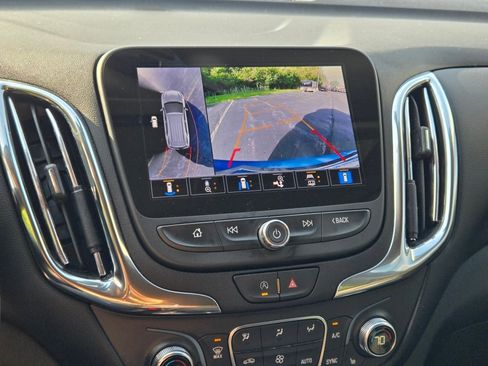 Certified 2024 Chevrolet Equinox LT FWD image 28