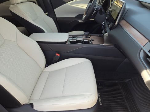 New 2026 Lexus RX 350 w/ Convenience Package image 10