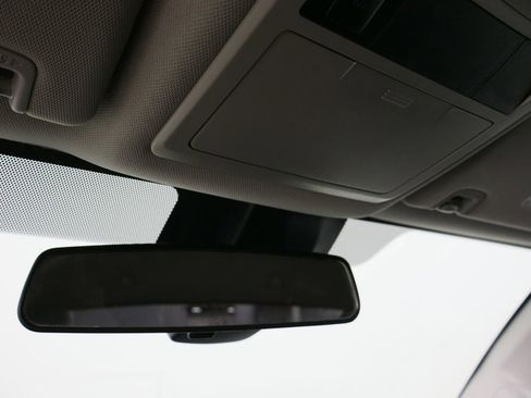 Used 2019 Toyota Tacoma SR image 14