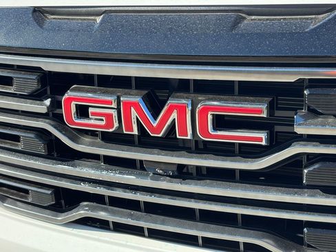 New 2026 GMC Sierra 1500 AT4 w/ AT4 Premium Package image 7