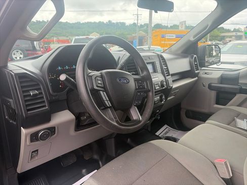 Used 2018 Ford F150 XL w/ Equipment Group 101A Mid AWD/4WD image 18