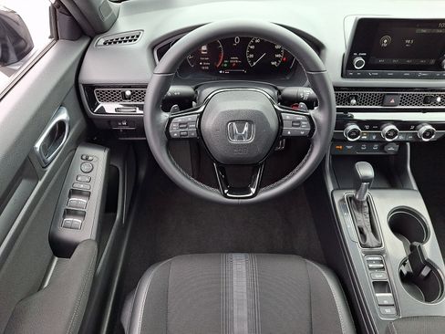 Certified 2025 Honda Civic Sport image 11
