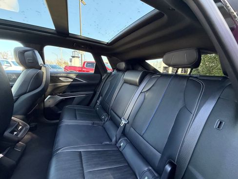 Used 2025 Cadillac Lyriq Sport image 25