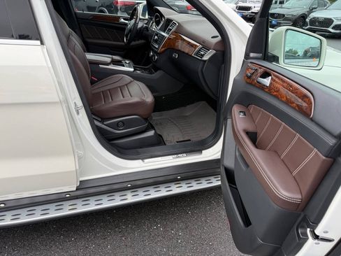 Used 2014 Mercedes-Benz ML 63 AMG 4MATIC image 8
