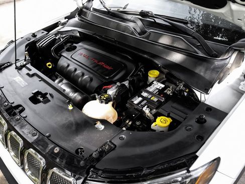 Used 2022 Jeep Compass Limited image 61