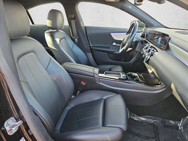 Used 2025 Mercedes-Benz CLA 250 image 27