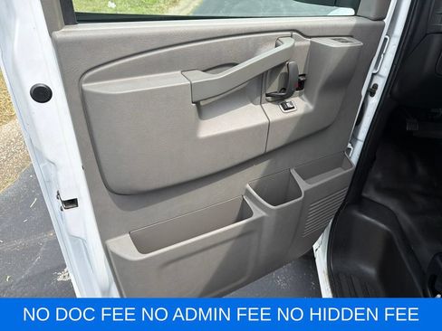 Used 2020 GMC Savana 3500 w/ Driver Convenience Package RWD image 12